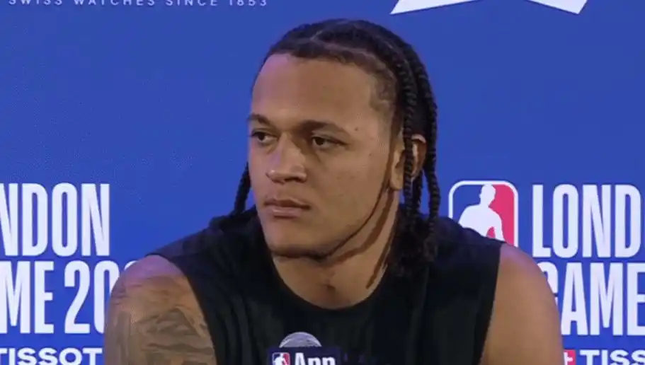 NBA全明星班凯罗现场观战世界杯，综合体育巨星跨界联动引爆热议